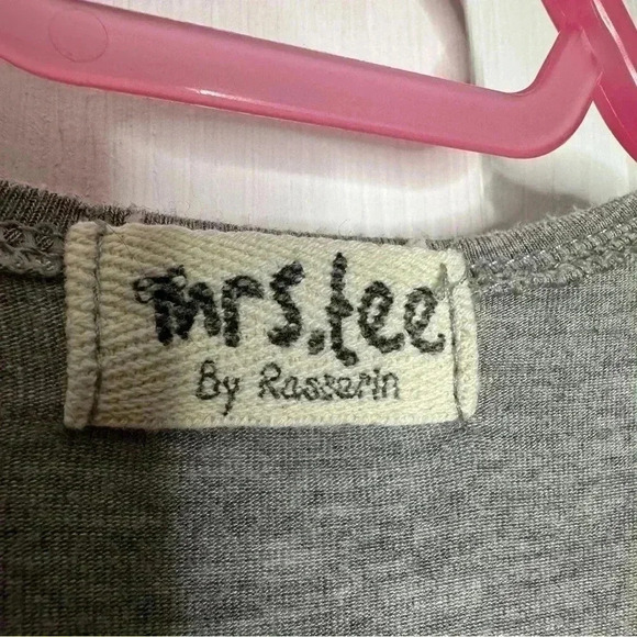 Mrs. Tee Cardigan Grey  Size Large - Picture 6 of 16